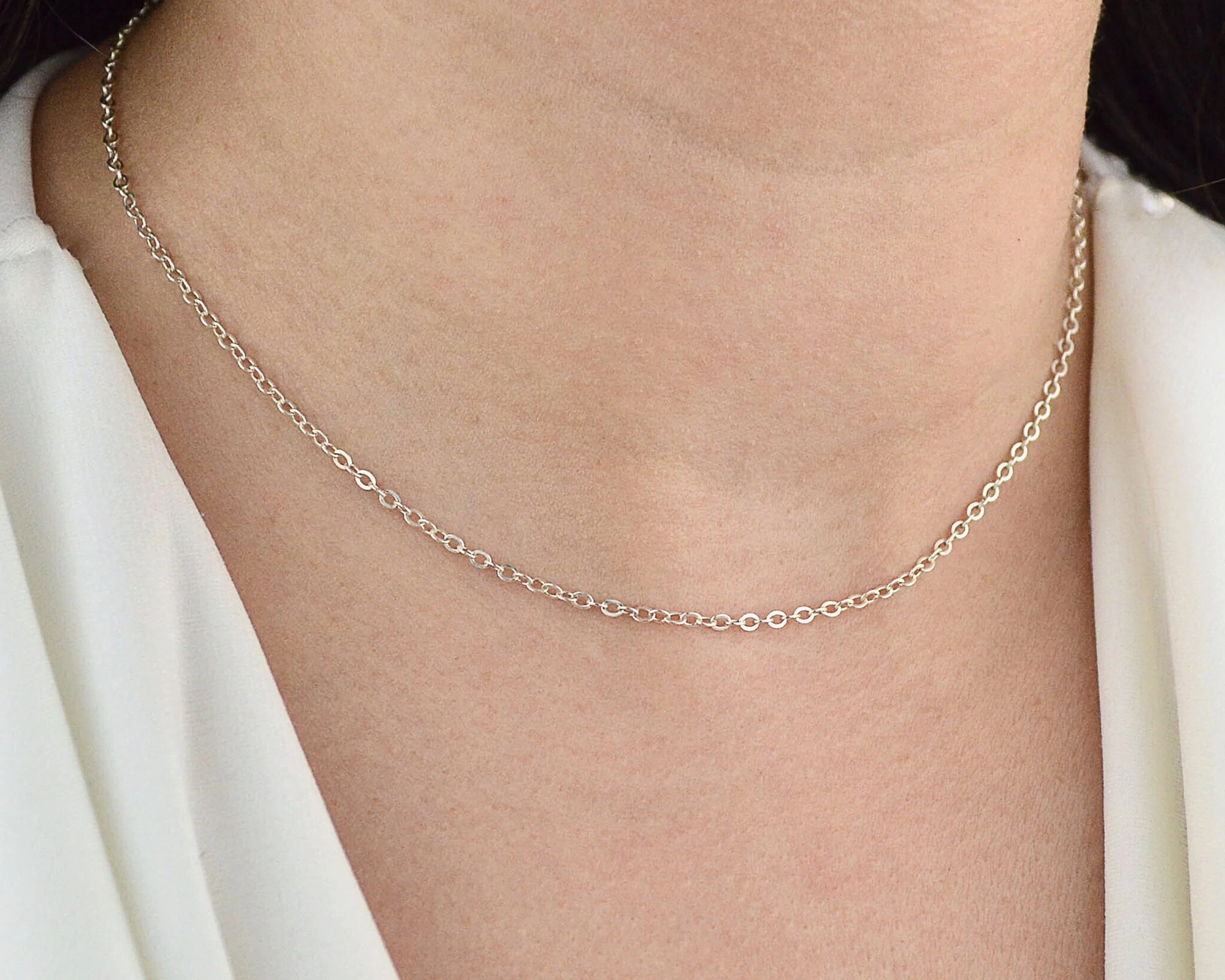 simple-silver-necklace