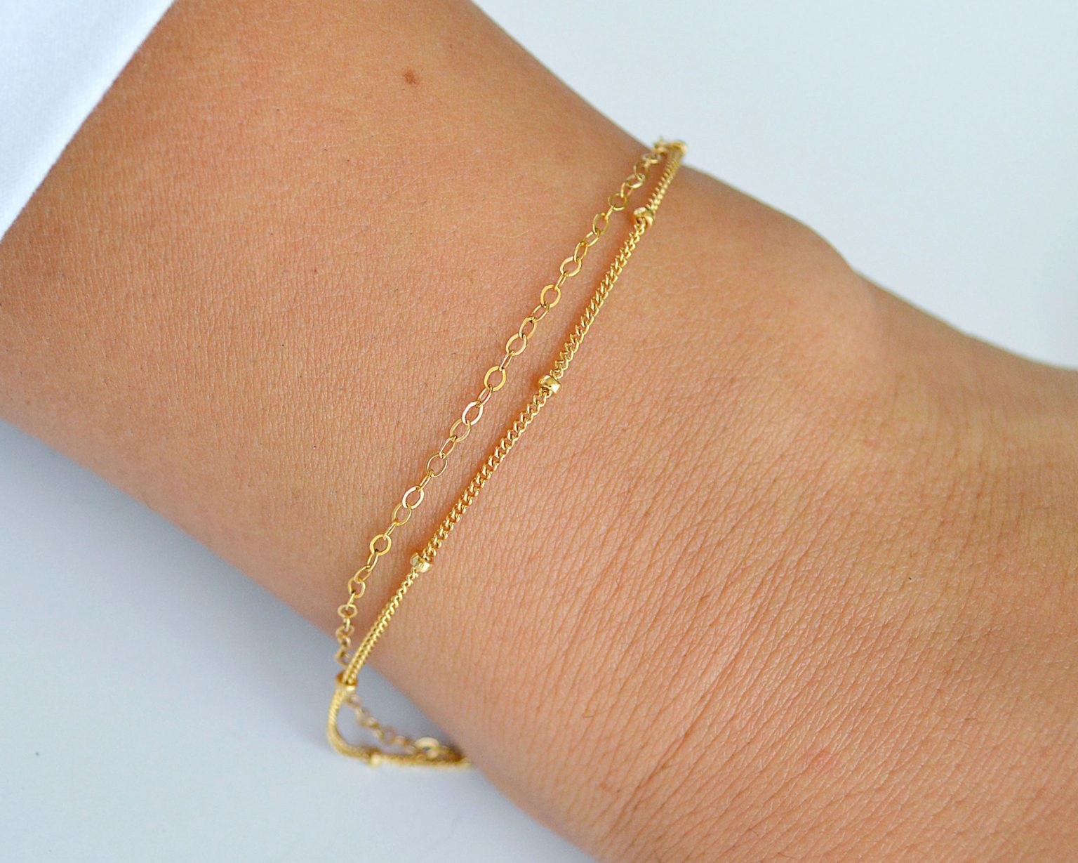 Dainty Gold Bracelet (MUSTHAVE 2023) — free download