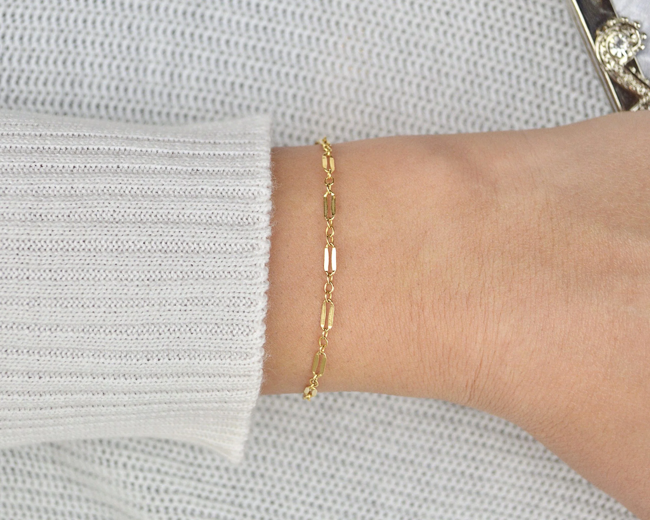 Simple Gold Bracelet - Image 3