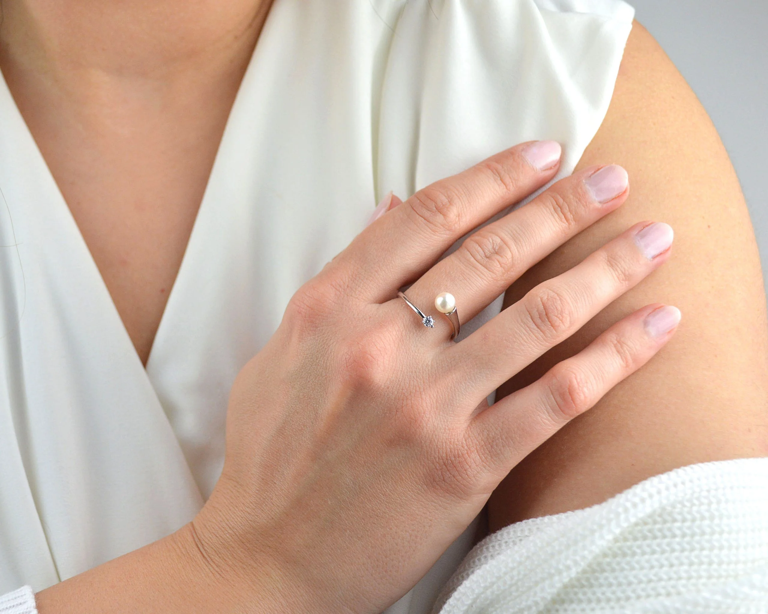 natural-pearl-ring