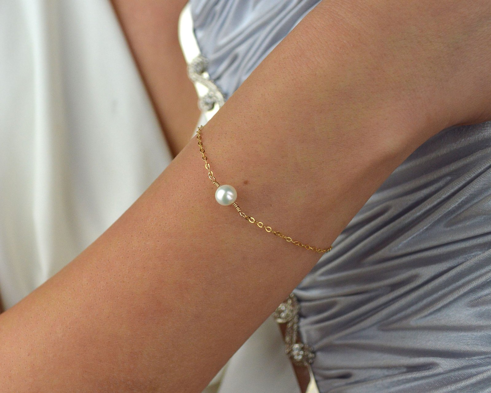 small-pearl-bracelet